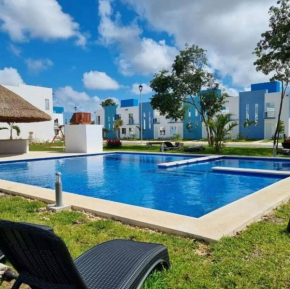 Casa con alberca en residencial privado